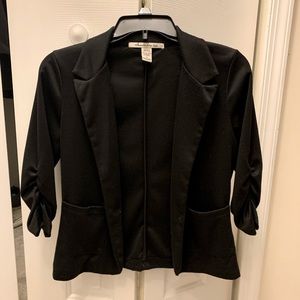 Black 3/4 Ruched Sleeve Suit Jacket
